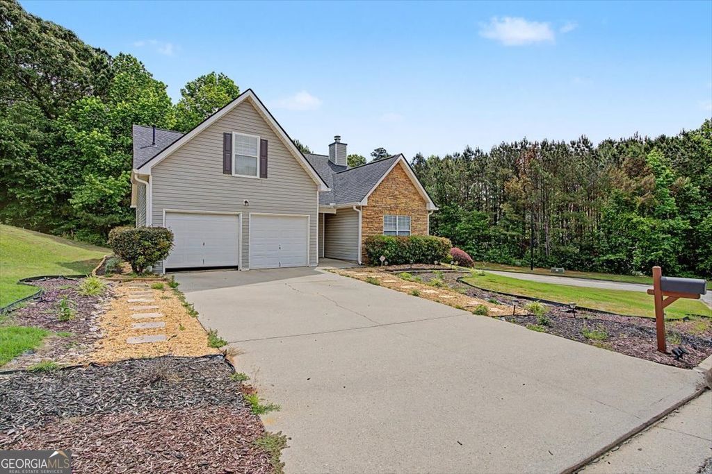 Photo of 4220 Clarks Trail, Douglasville, GA 30135 (MLS # 10761503)