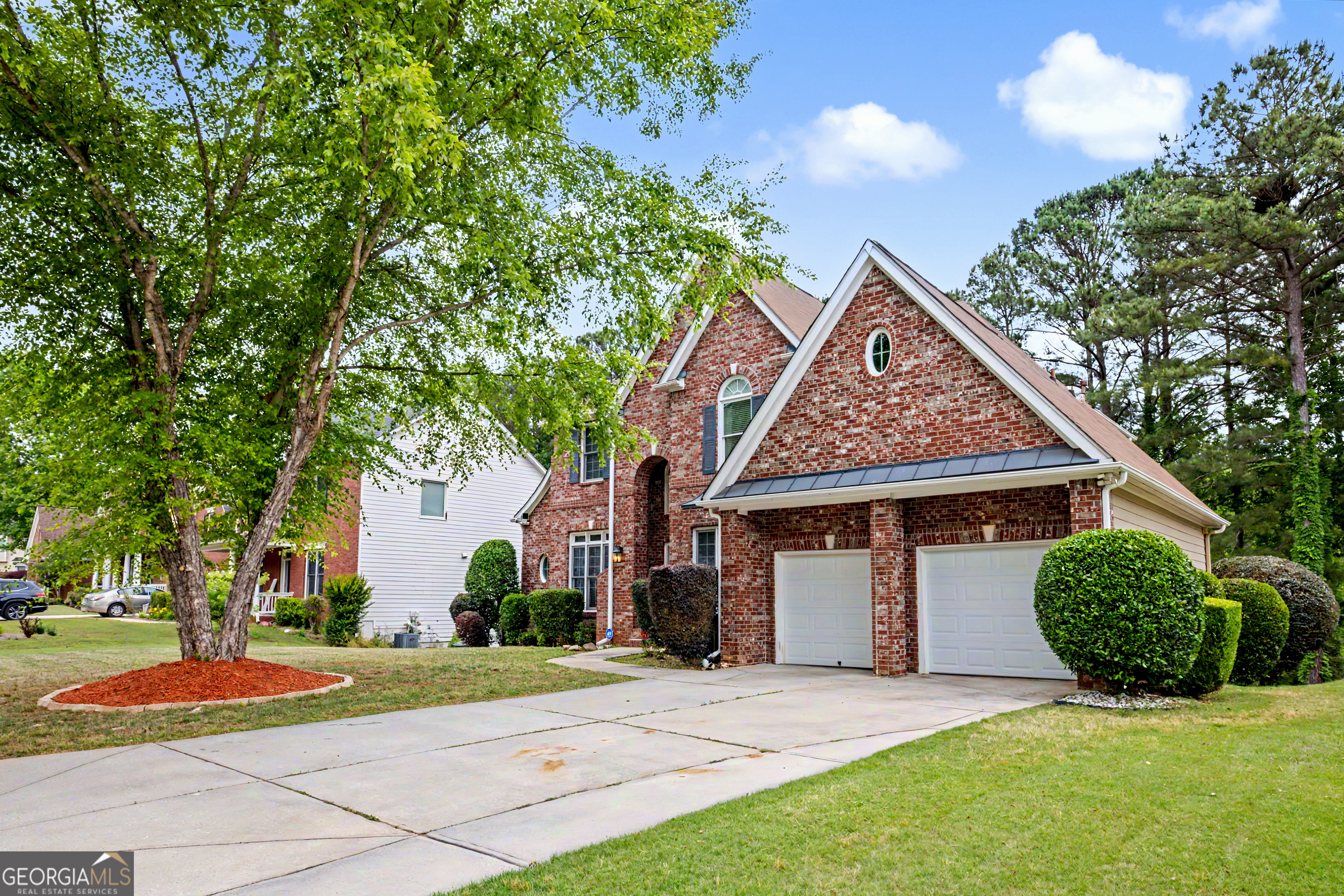 433 Lake Forest DR