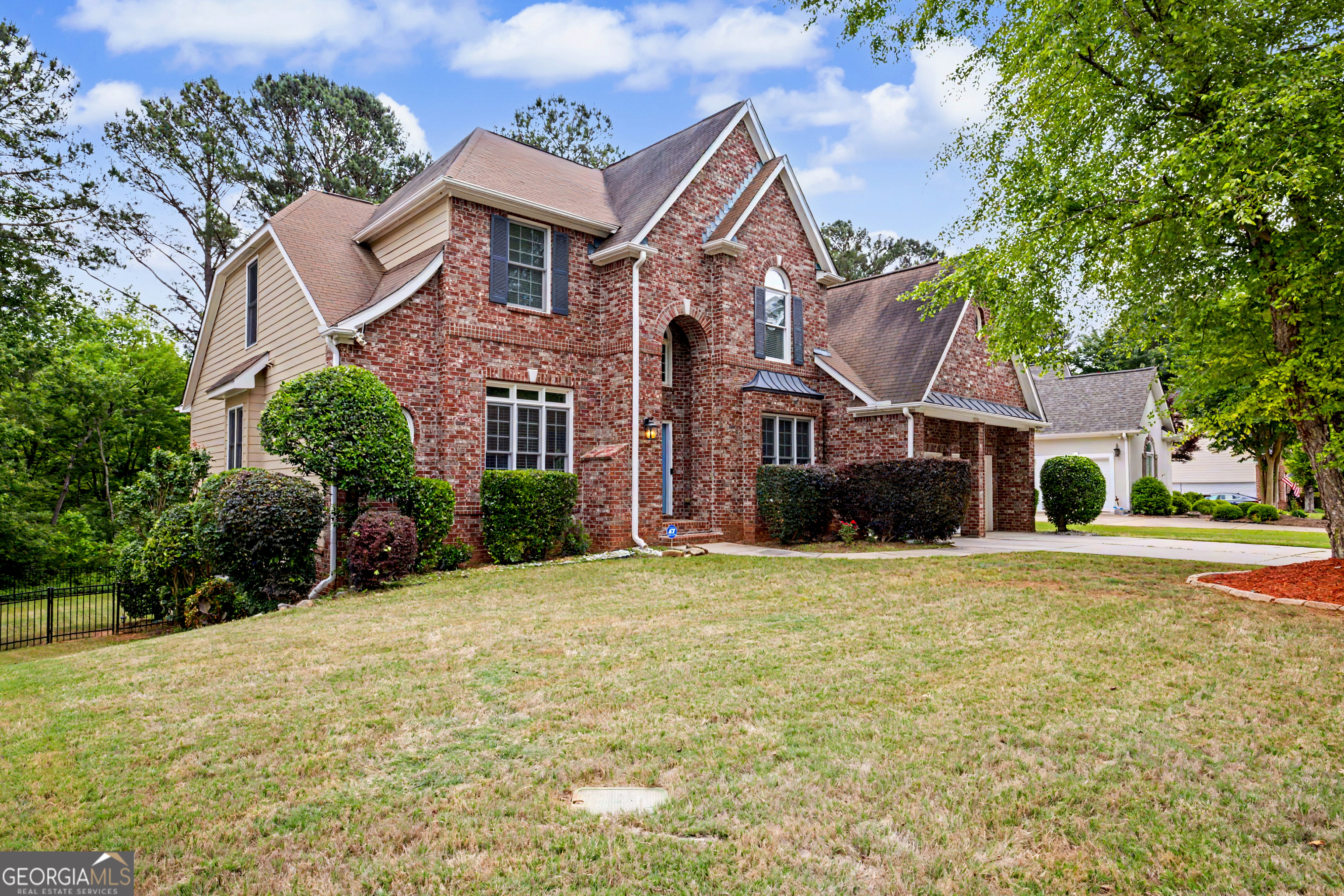 433 Lake Forest DR