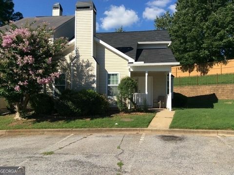 Photo of 5987 Sherwood Trace, Lithonia, GA 30038 (MLS # 10622964) Photo of 5987 Sherwood Trace, Lithonia, GA 30038 (MLS # 10622964)