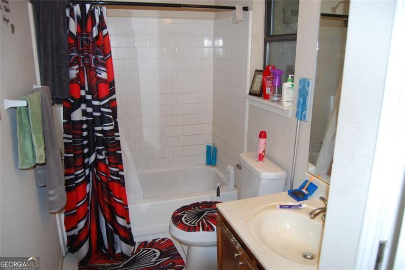 Wellington Manor - Residential