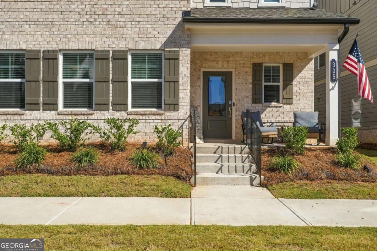 305 Fraley DR