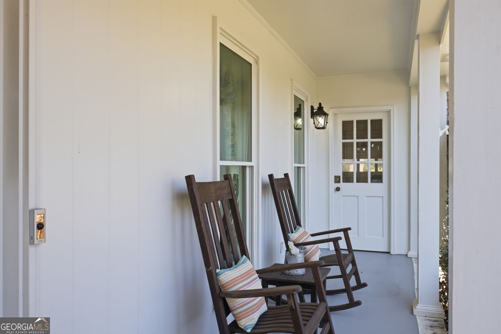 Photo of 250 Stone Mill Trail, Atlanta, GA 30328 (MLS # 10701633)