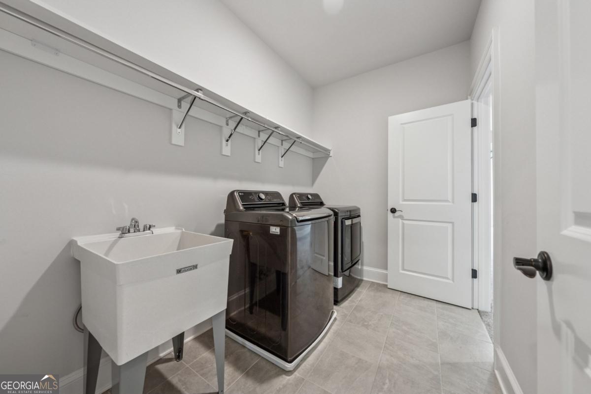 Hillandale - Residential