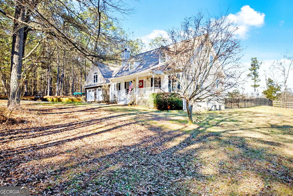 Photo of 5740 Gordon Rd, Senoia, GA 30276 (MLS # 10674571)
