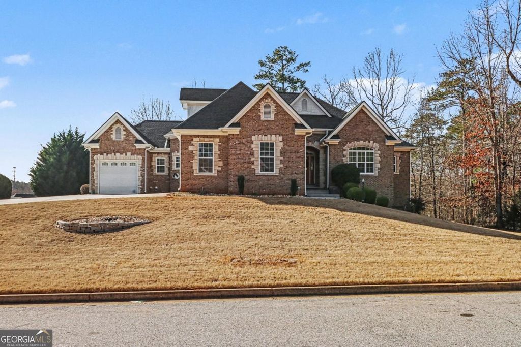 Photo of 1940 SE Lancaster Drive SE, Conyers, GA 30013 (MLS # 10699462)