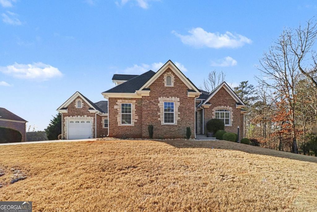 Photo of 1940 SE Lancaster Drive SE, Conyers, GA 30013 (MLS # 10699462)