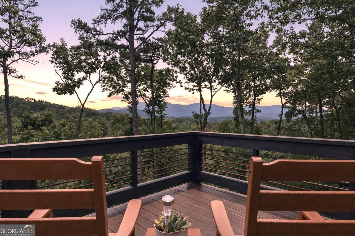 Some views stop you in your tracks.. and this is one of them! Tucked i – image 87