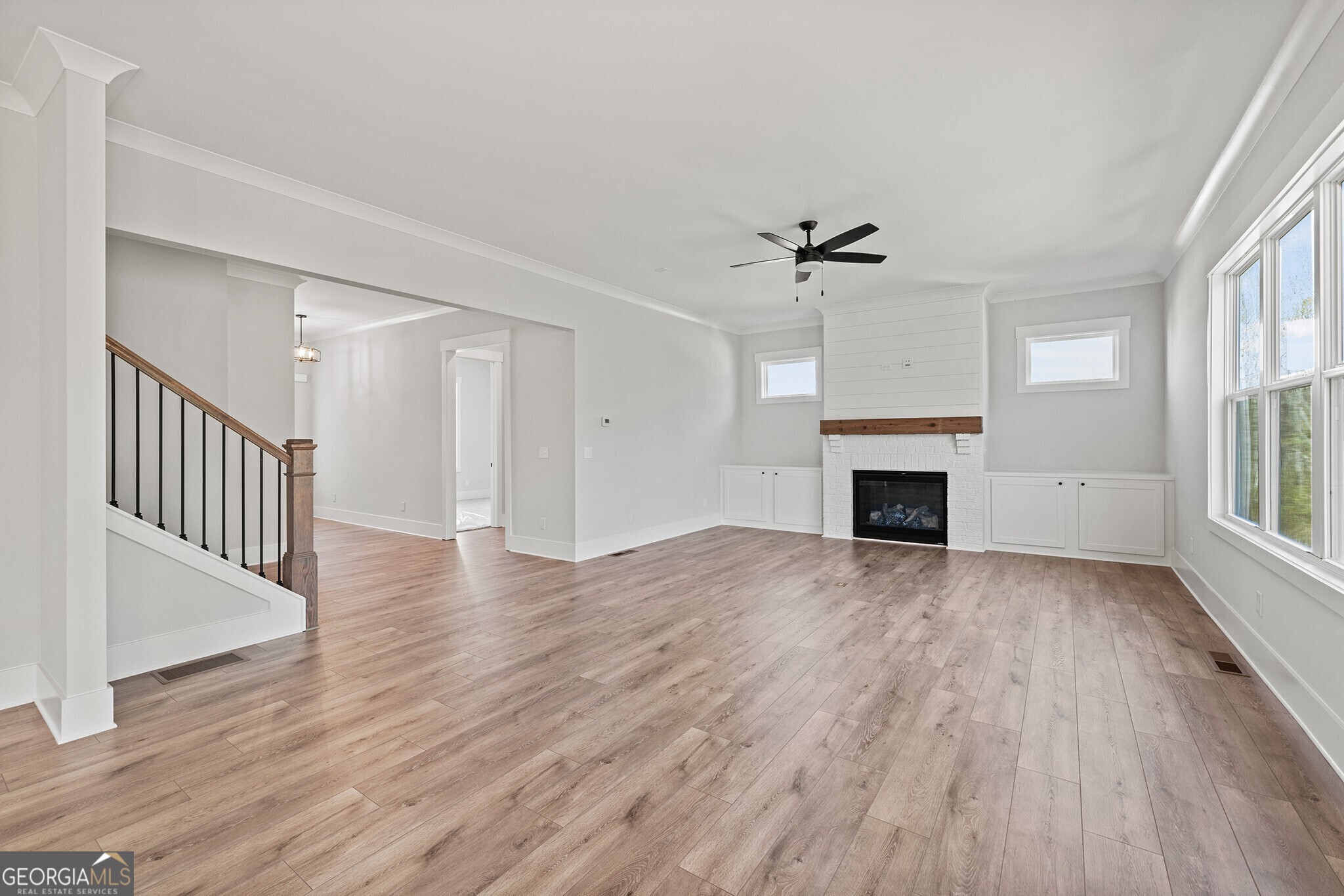 3330 Hillshire DR