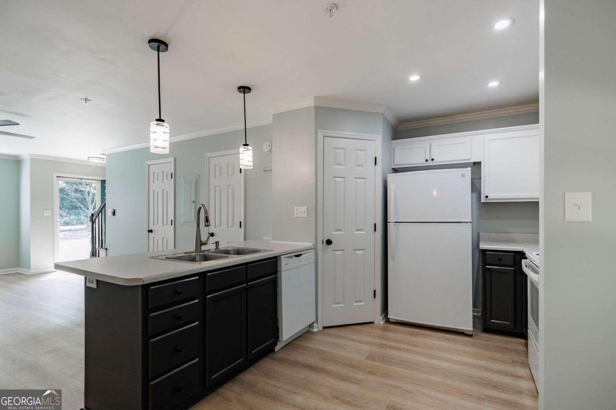 Huntington Place - Residential