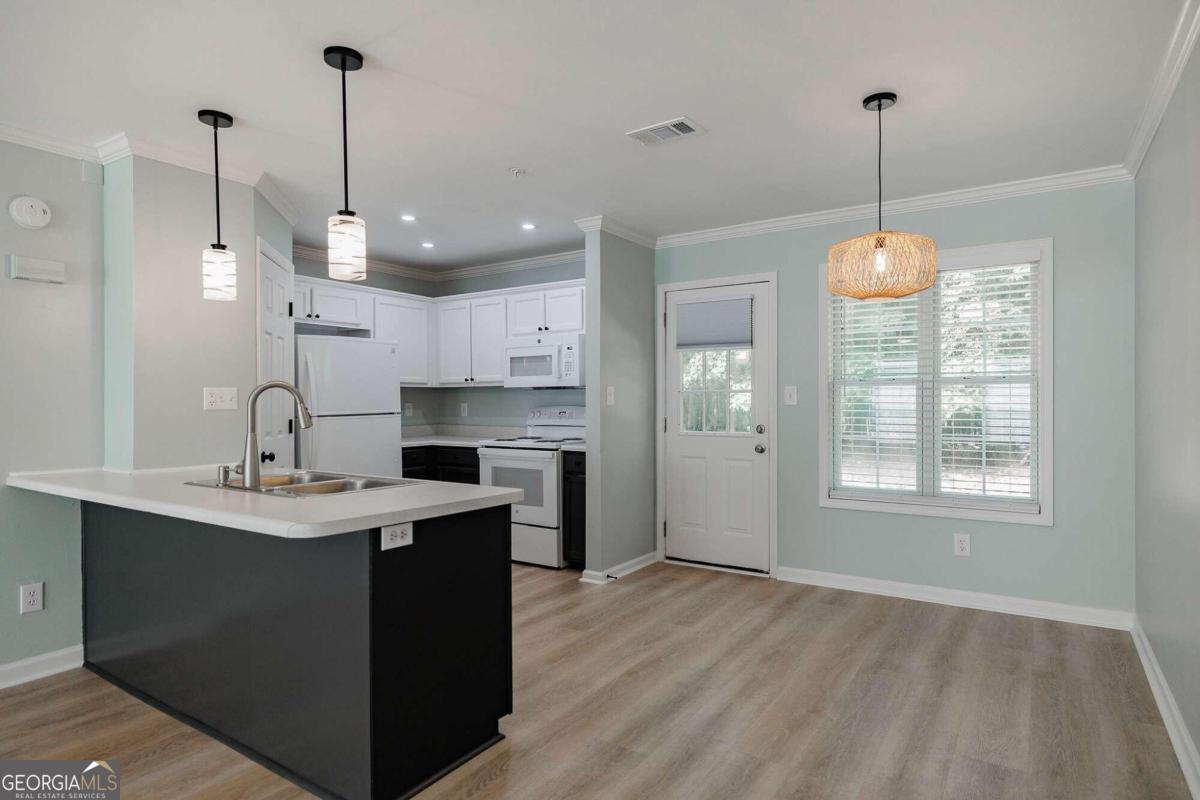 Huntington Place - Residential