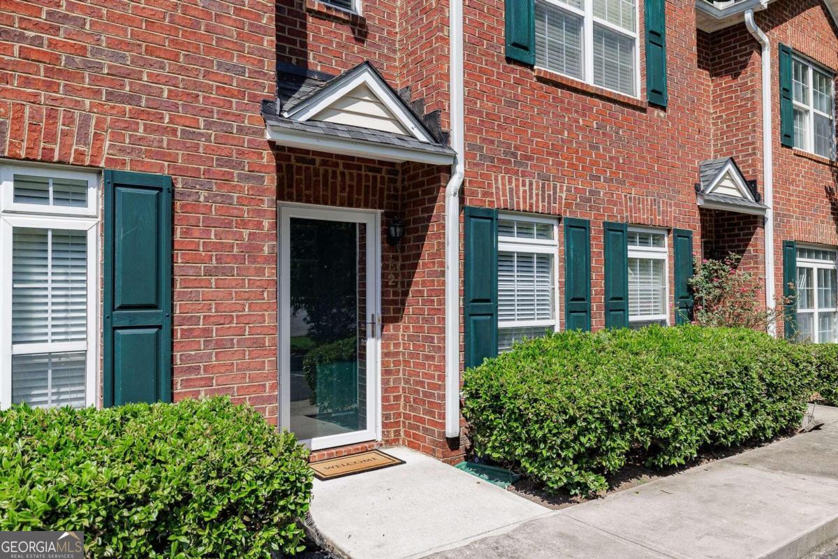 Huntington Place - Residential