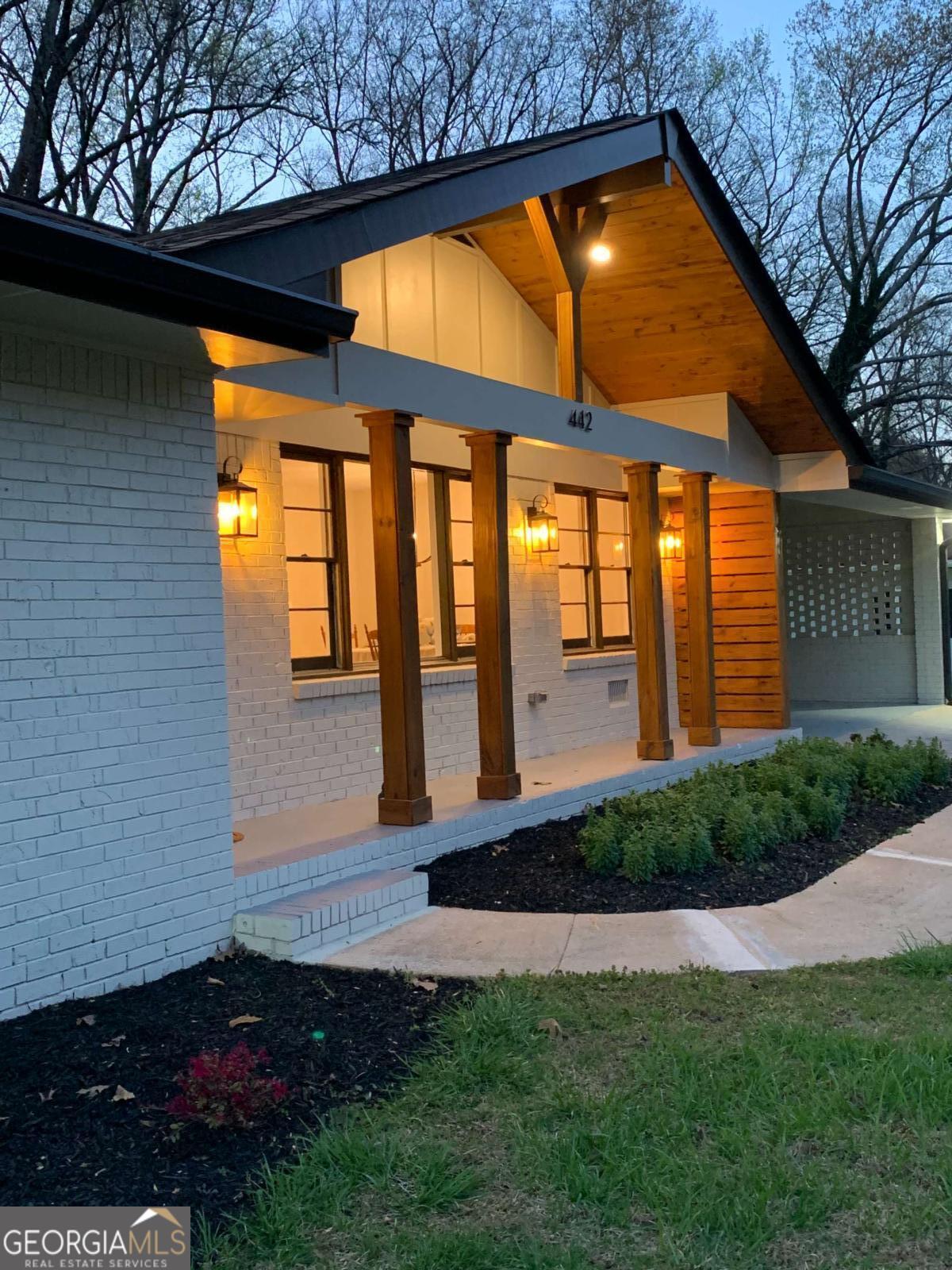 442 Mountain Park TRL