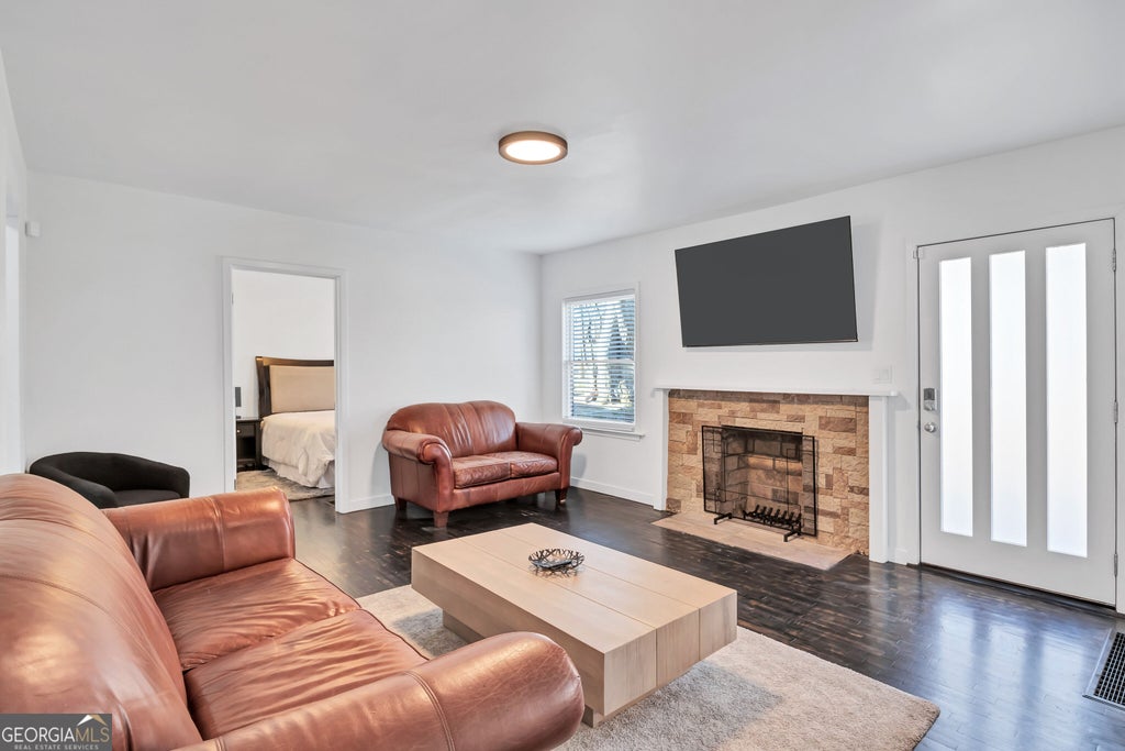 Photo of 1275 Trenton Street SE, Atlanta, GA 30316 (MLS # 10826752)