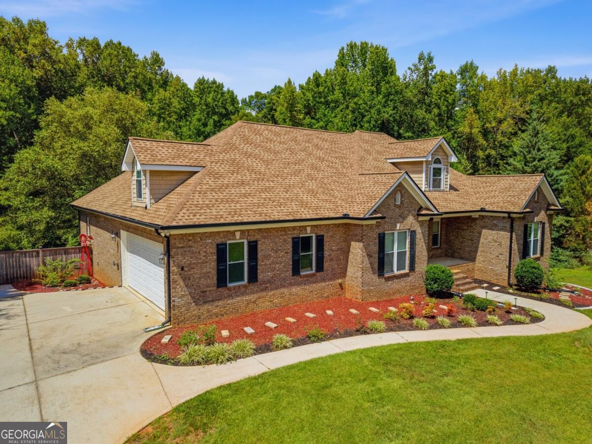 125 Mackey RD
