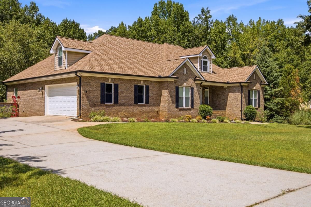 125 Mackey RD