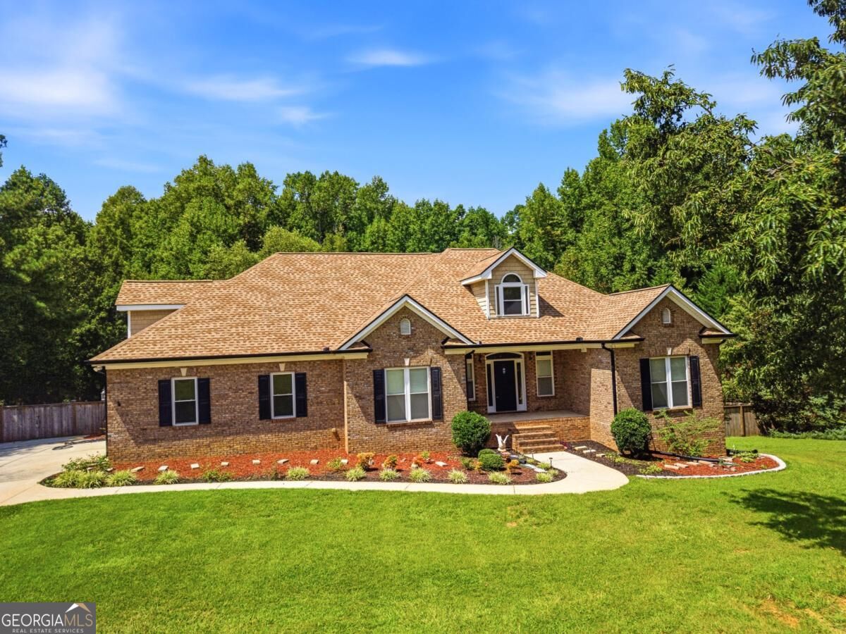 125 Mackey RD