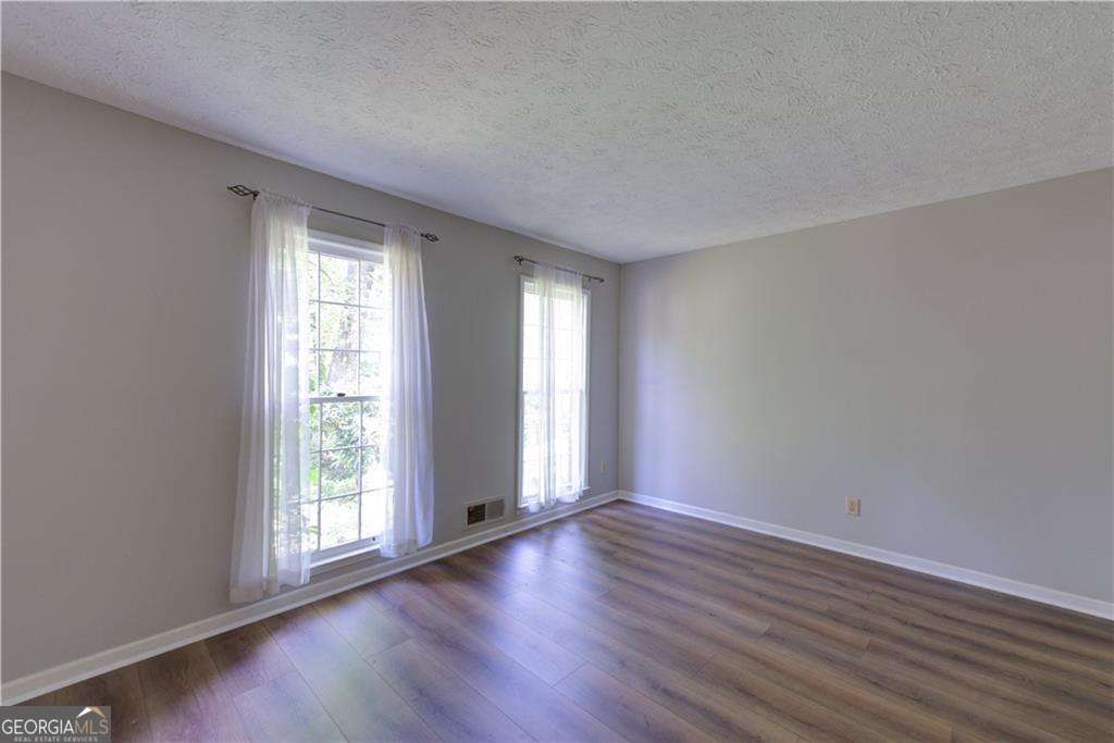 Seven Springs - Residential Lease