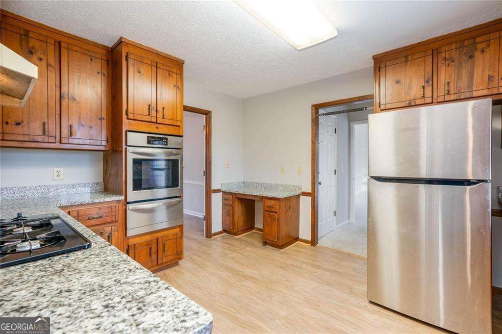 Seven Springs - Residential Lease