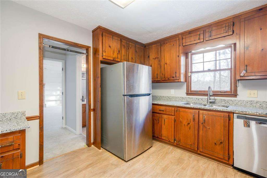 Seven Springs - Residential Lease