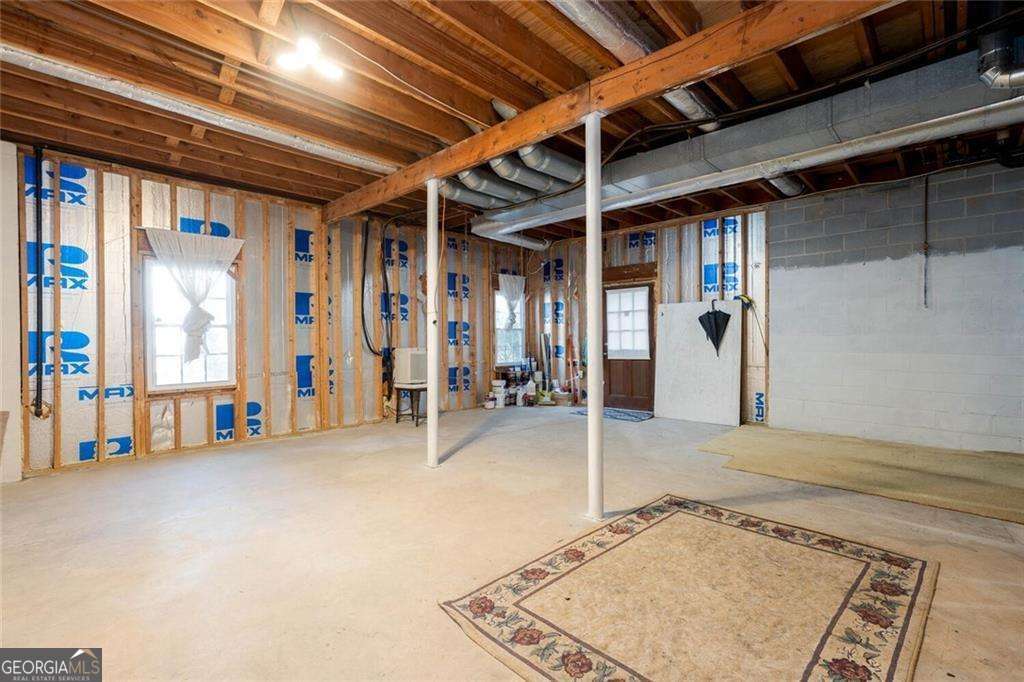 Seven Springs - Residential Lease
