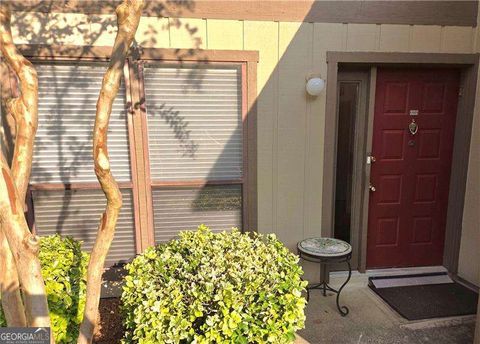605 Woodcliff DR Sandy Springs GA 30350