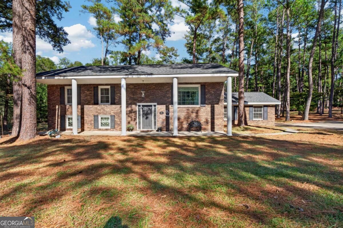 118 Davis DR