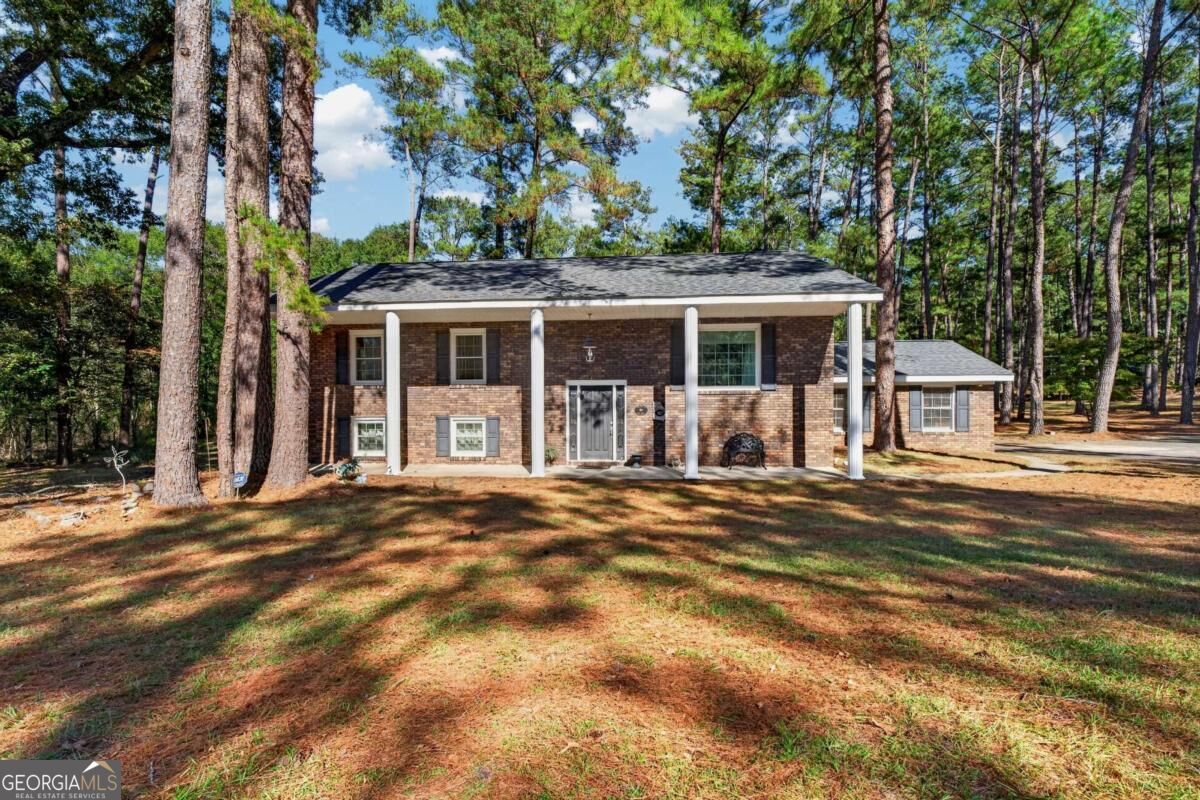 118 Davis DR