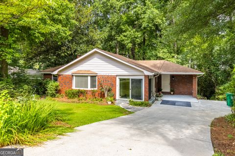 Photo of 1102 Rogeretta Drive NE, Atlanta, GA 30329 (MLS # 10542295)