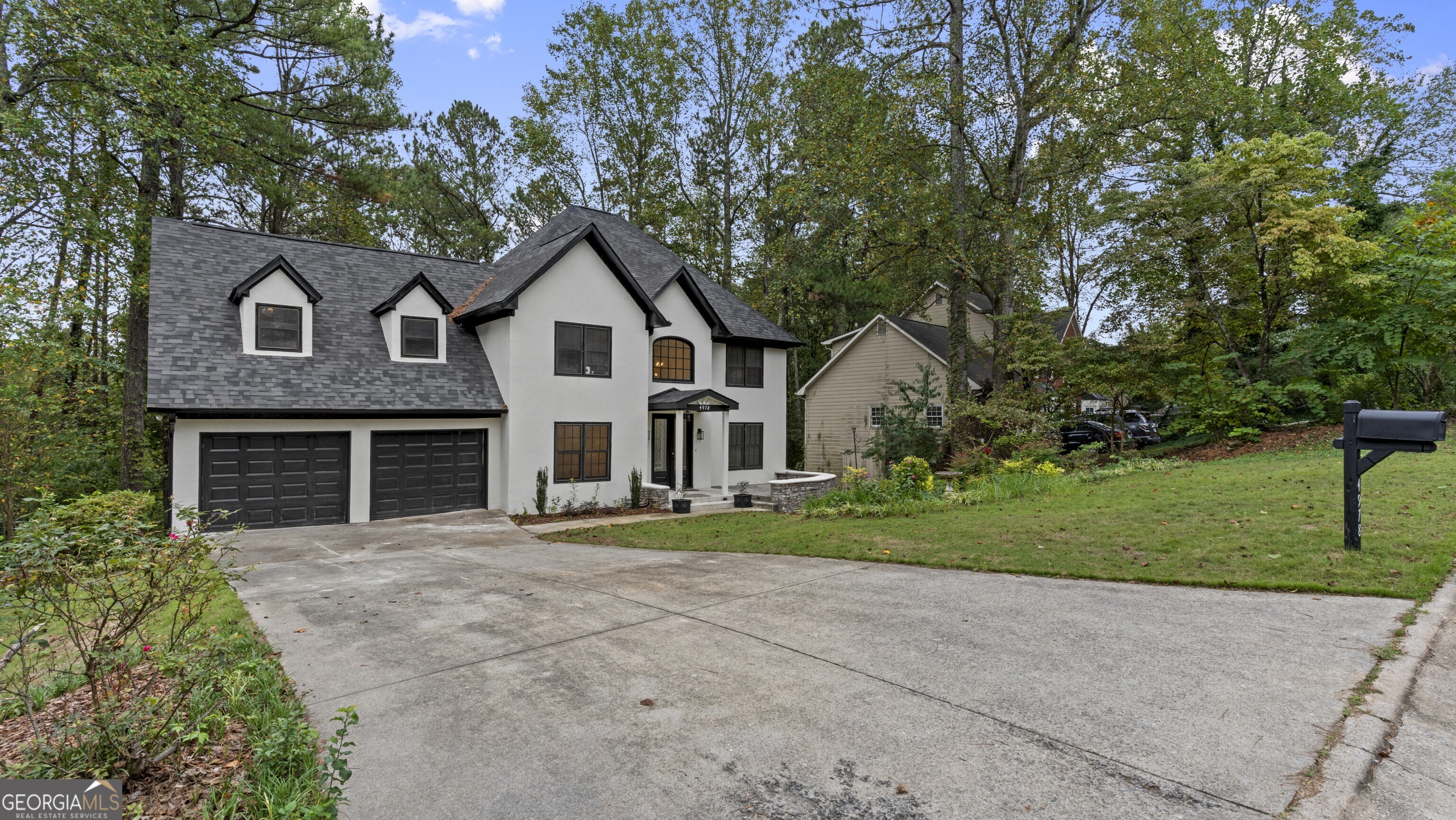 4978 THORNWOOD CV NW
