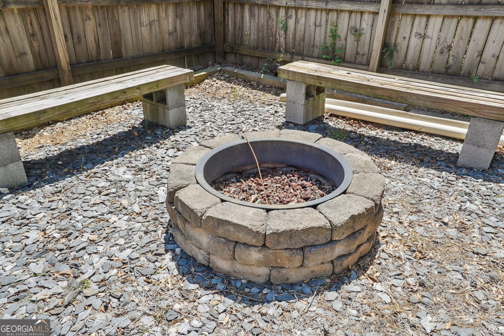 2638 LAKE MANOR CIR