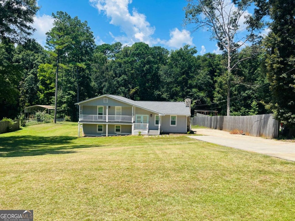 Photo of 147 N Lake Drive, Lagrange, GA 30240 (MLS # 10833137)