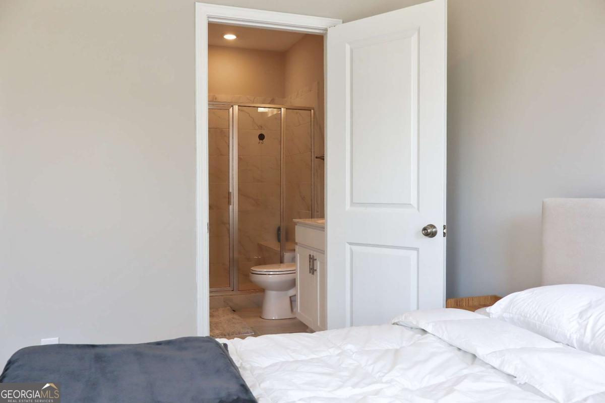 308 OVERTURE CT