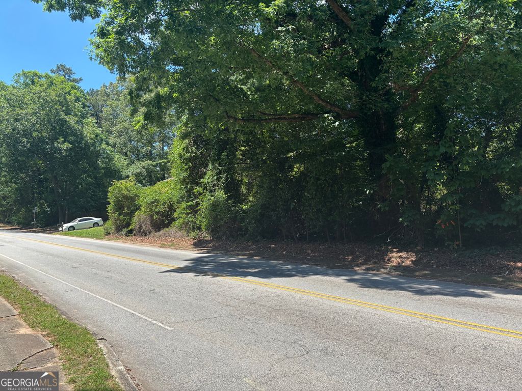 Photo of 1689 Peachcrest Road, Decatur, GA 30032 (MLS # 10767152)