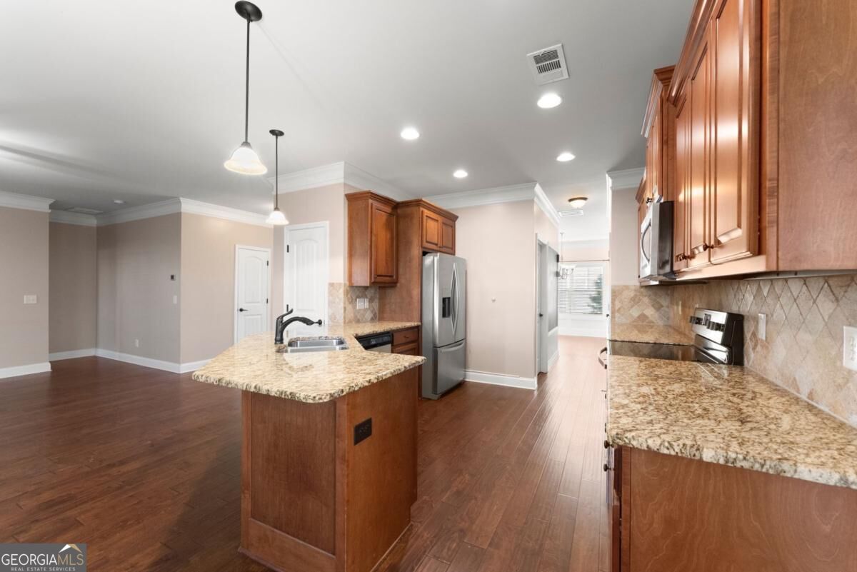 334 Red Cap CIR
