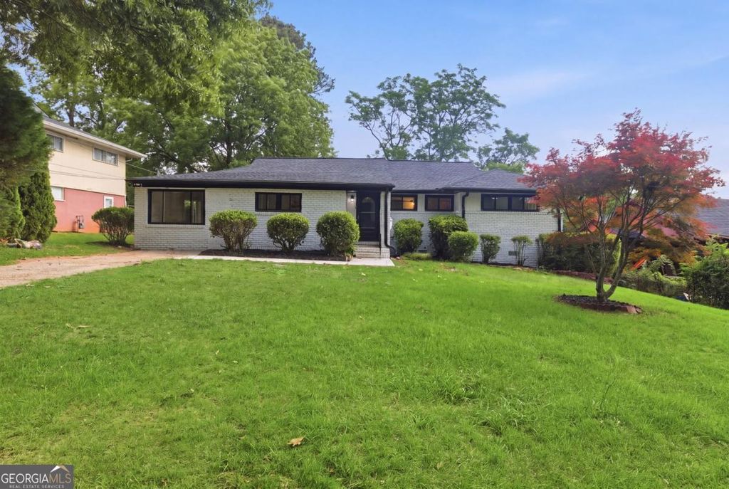 Photo of 3377 Wickham Drive, Decatur, GA 30032 (MLS # 10770749)