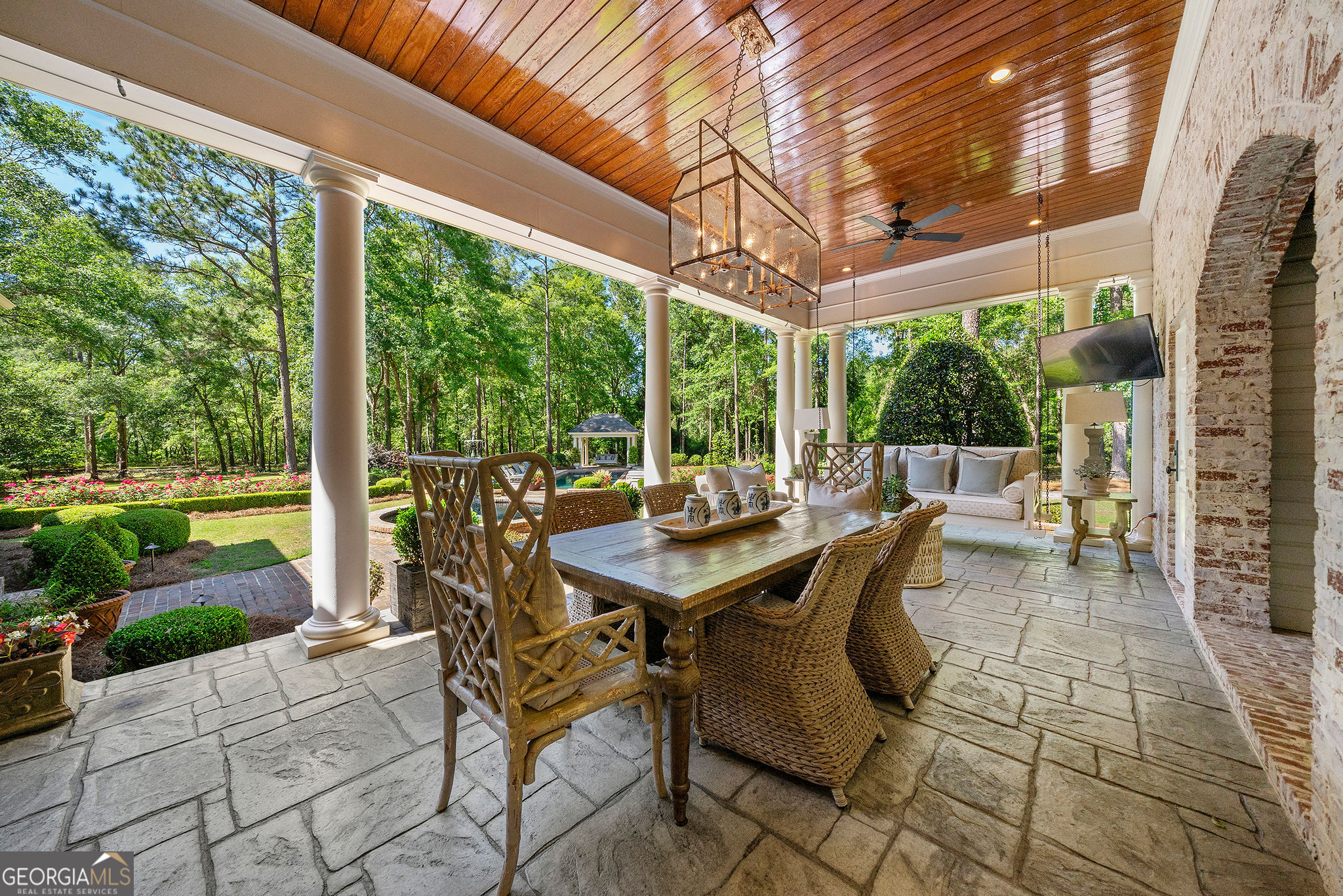 Valdosta, Georgia 31605, United States, 5 Bedrooms Bedrooms, ,7 BathroomsBathrooms,Residential,Active,59977