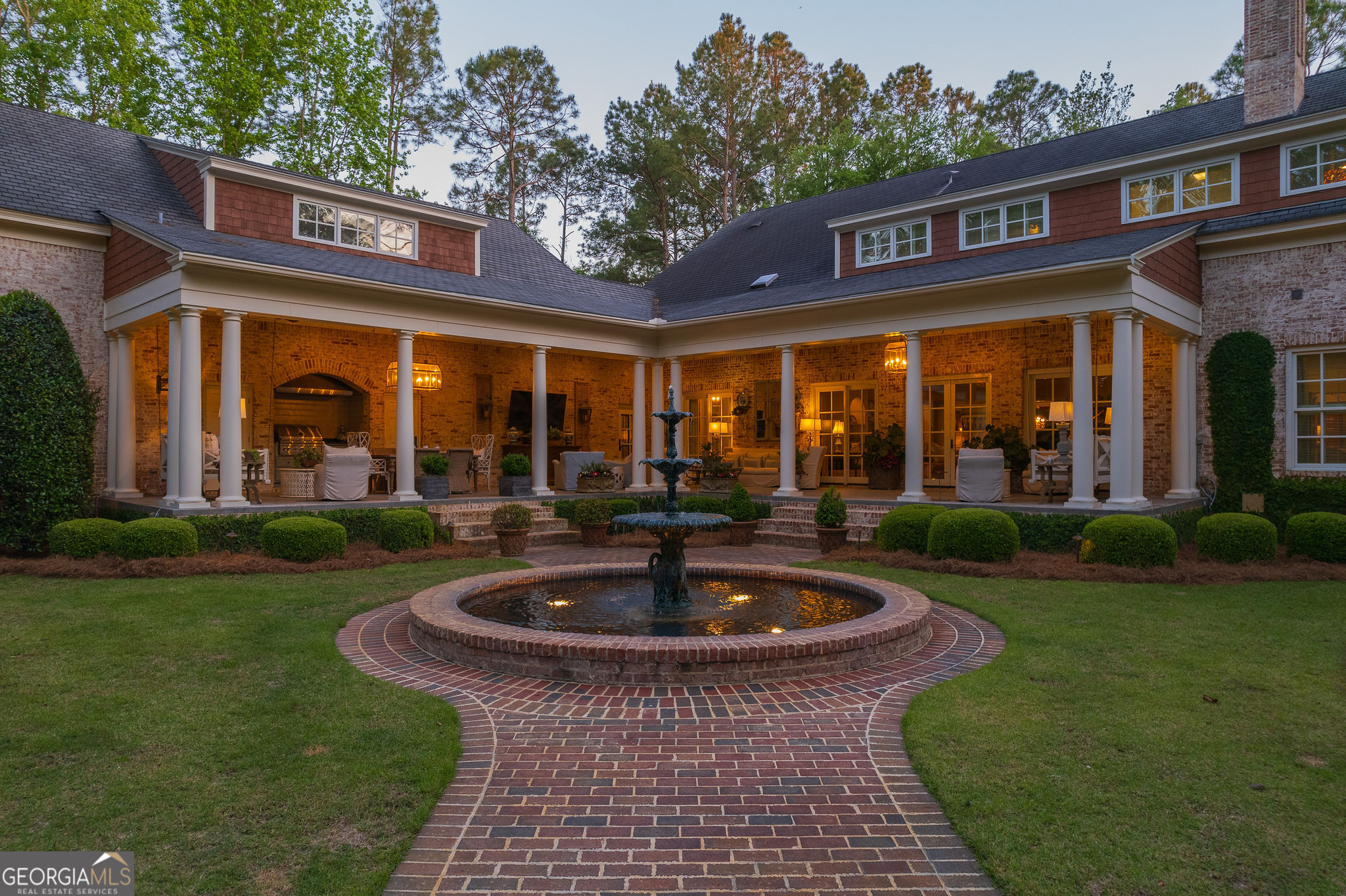 Valdosta, Georgia 31605, United States, 5 Bedrooms Bedrooms, ,7 BathroomsBathrooms,Residential,Active,59977