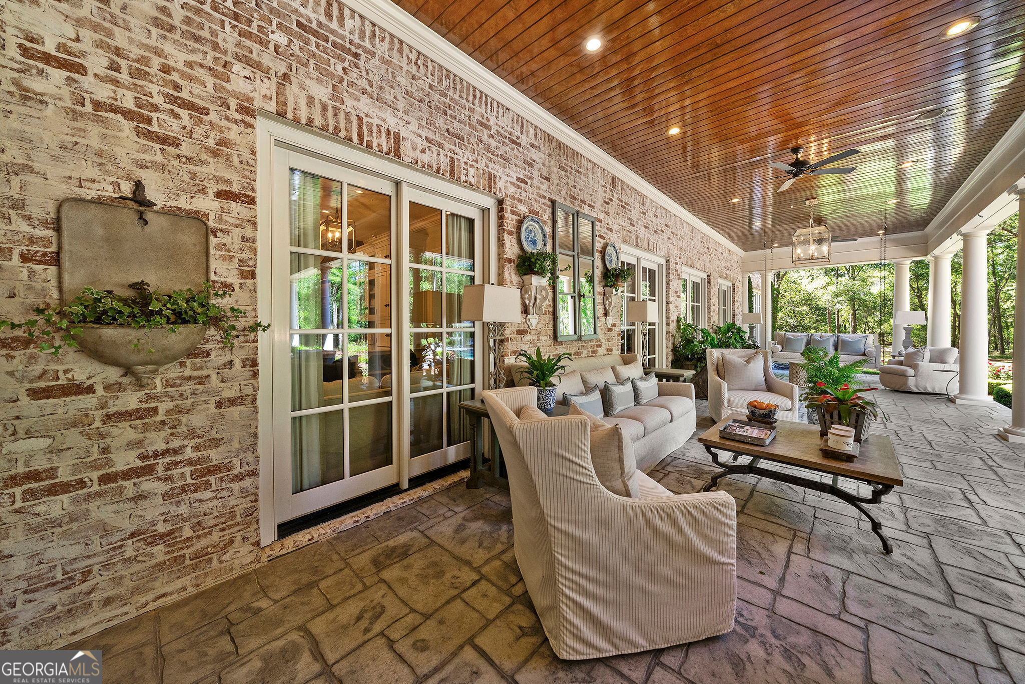 Valdosta, Georgia 31605, United States, 5 Bedrooms Bedrooms, ,7 BathroomsBathrooms,Residential,Active,59977