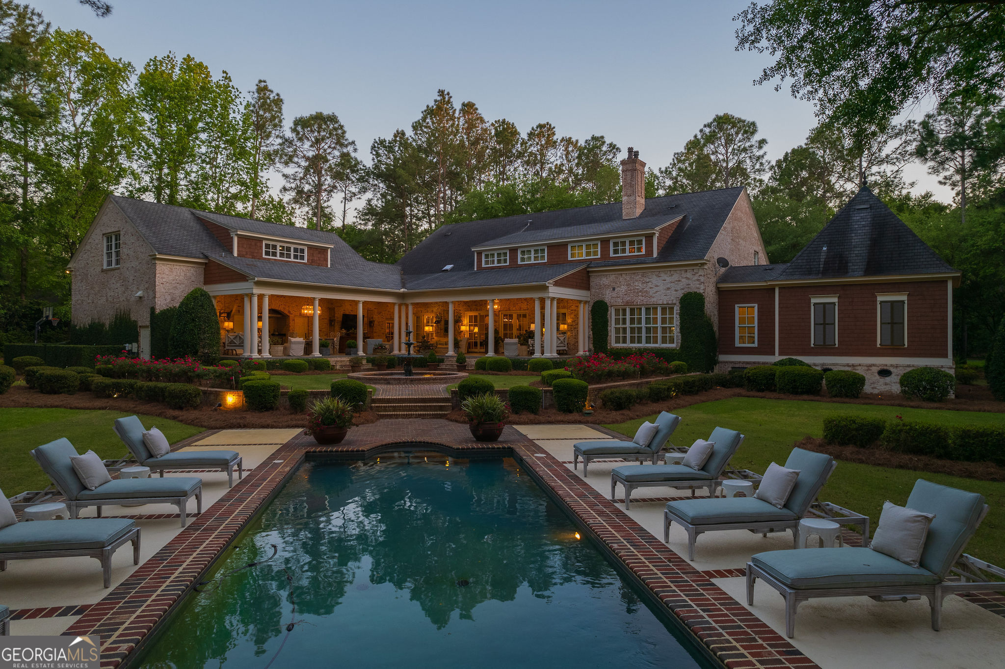 Valdosta, Georgia 31605, United States, 5 Bedrooms Bedrooms, ,7 BathroomsBathrooms,Residential,Active,59977