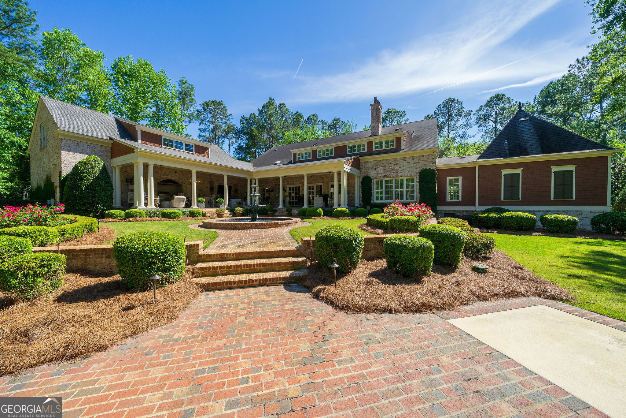 Valdosta, Georgia 31605, United States, 5 Bedrooms Bedrooms, ,7 BathroomsBathrooms,Residential,Active,59977