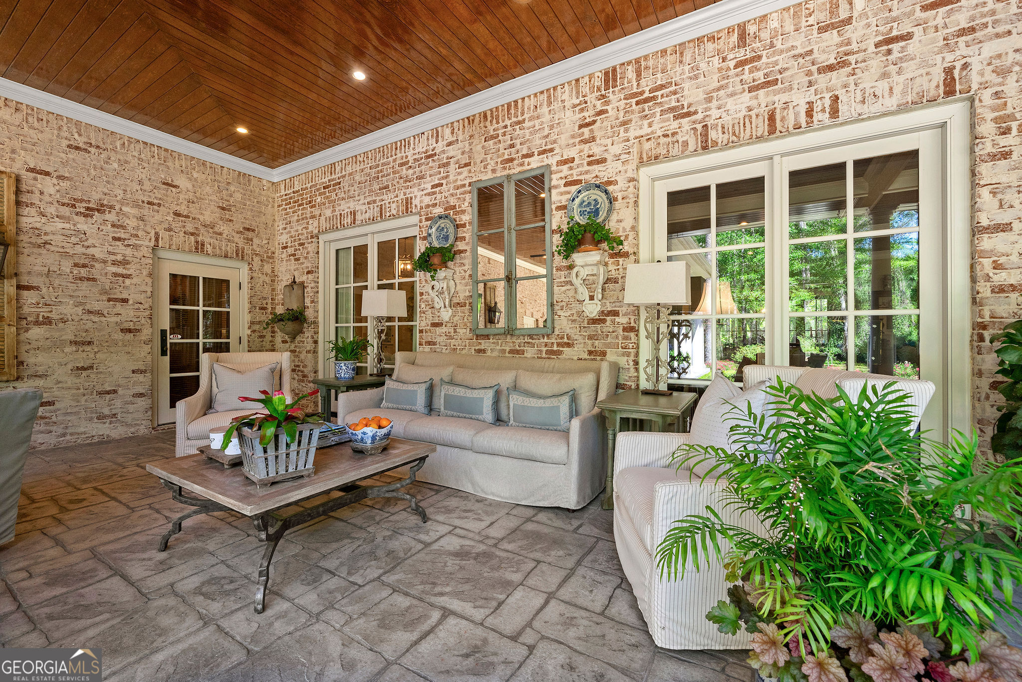 Valdosta, Georgia 31605, United States, 5 Bedrooms Bedrooms, ,7 BathroomsBathrooms,Residential,Active,59977