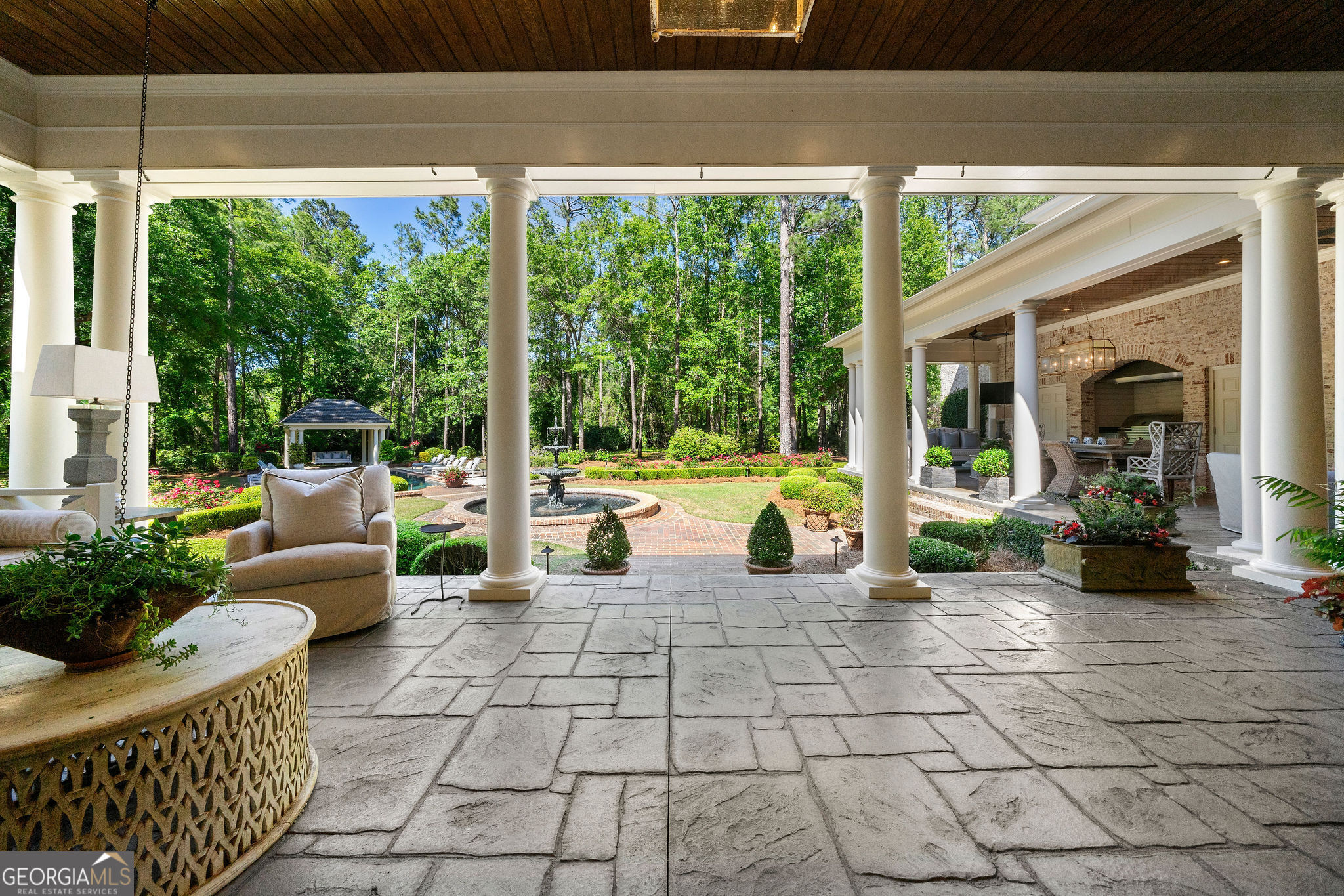 Valdosta, Georgia 31605, United States, 5 Bedrooms Bedrooms, ,7 BathroomsBathrooms,Residential,Active,59977