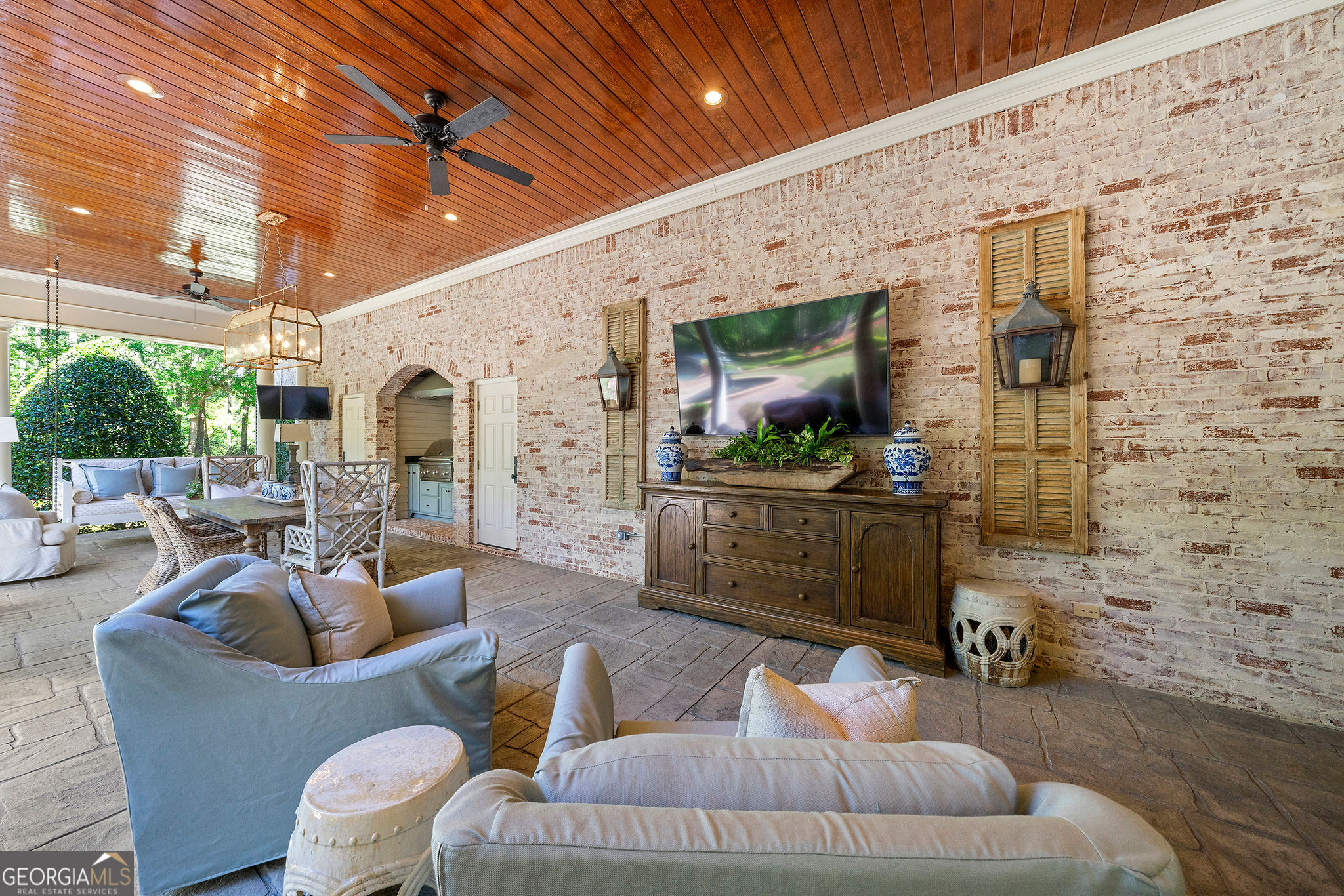 Valdosta, Georgia 31605, United States, 5 Bedrooms Bedrooms, ,7 BathroomsBathrooms,Residential,Active,59977