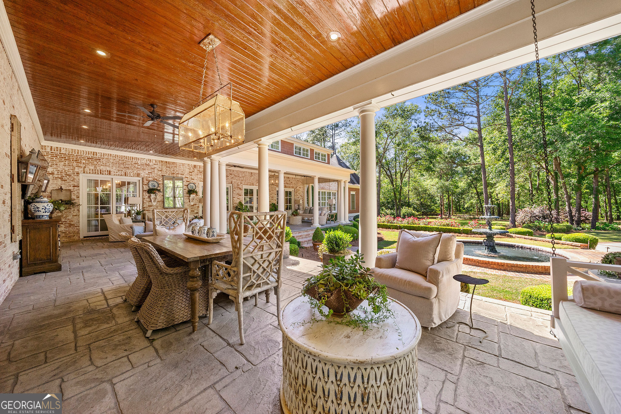 Valdosta, Georgia 31605, United States, 5 Bedrooms Bedrooms, ,7 BathroomsBathrooms,Residential,Active,59977