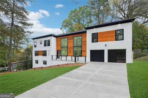 Photo of 2396 SUNSET Drive NE, Atlanta, GA 30345 (MLS # 10872084)