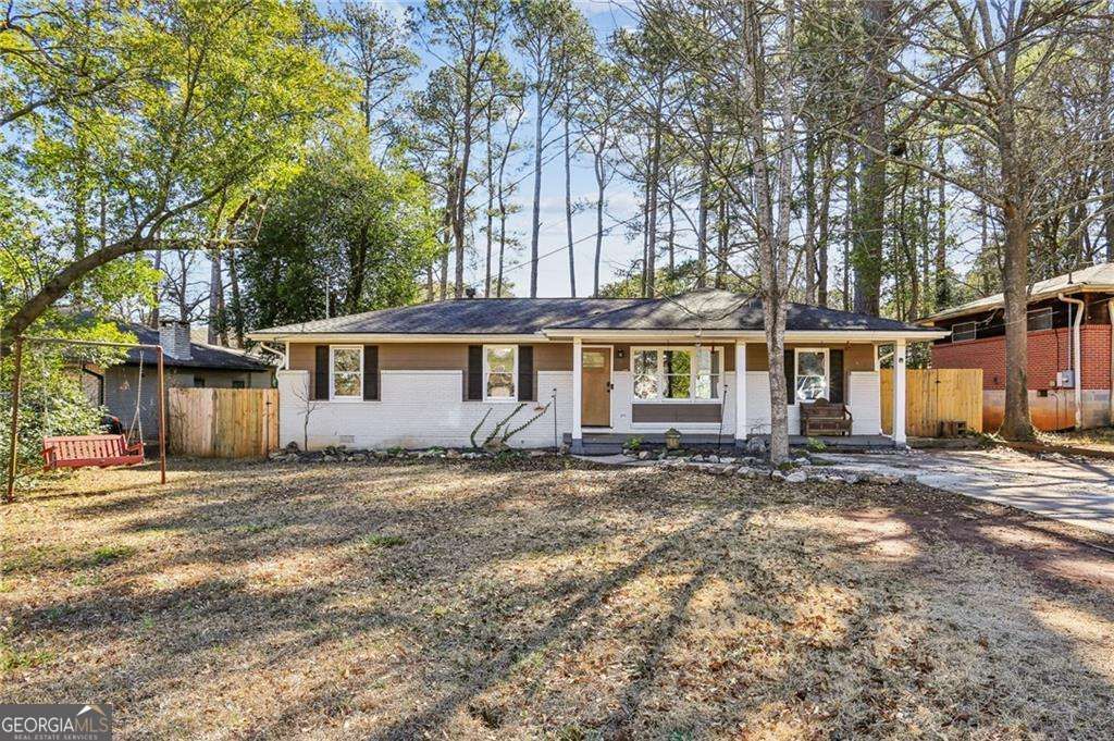 Photo of 1609 Tanager Circle, Decatur, GA 30032 (MLS # 10767671)