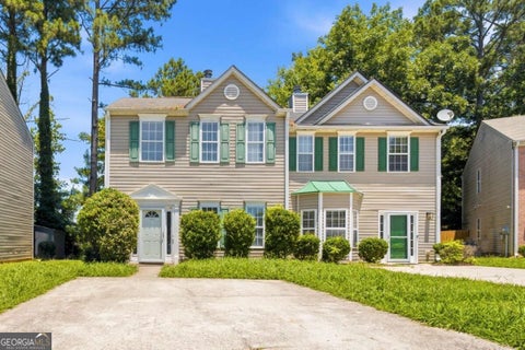 Photo of 2945 Falling Water Point, Atlanta, GA 30349 (MLS # 10848336)