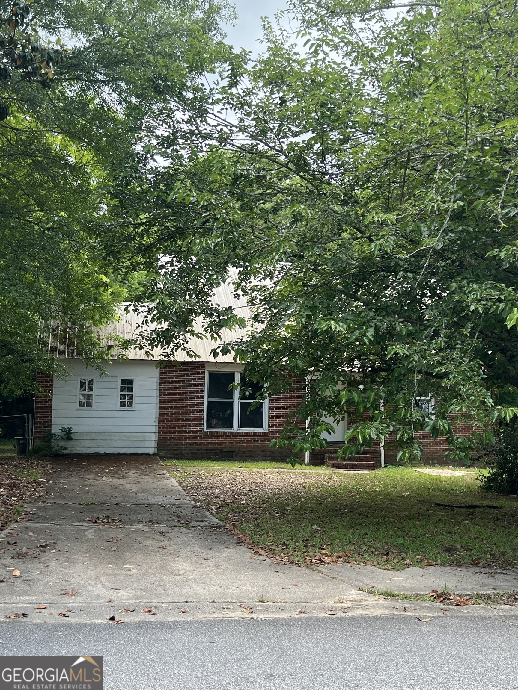 427 Alabama AVE