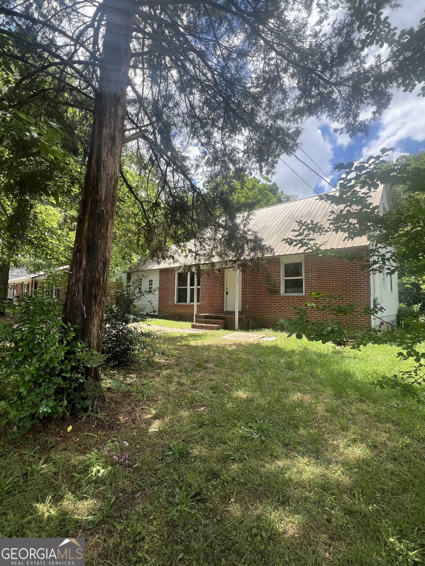 427 Alabama AVE